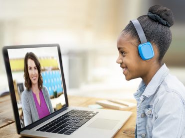 TelepracticeGirlOnComputer
